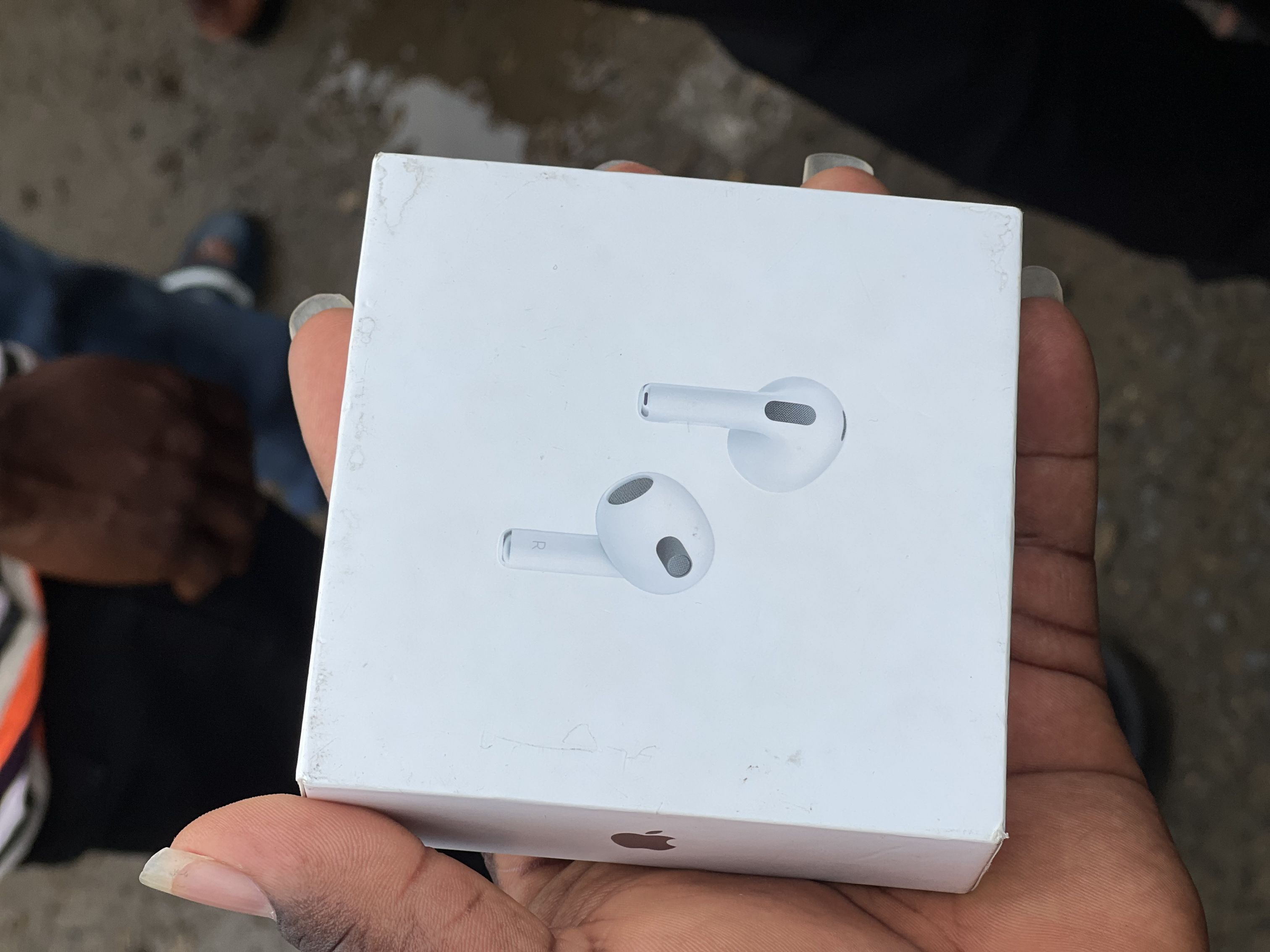 Apple Watches, AirPods Pro 