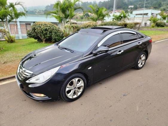 “Black” 2010 Hyundai Sonata - EXCLUSIVE CAR SERVICES  